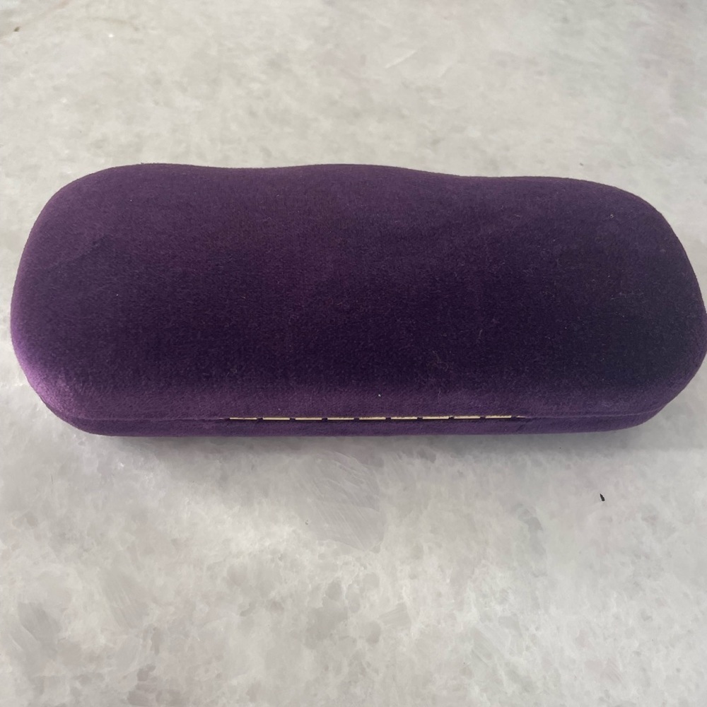 - Gucci Velvet sunglasses Case Brand new with dust bag - Picture 3 of 3